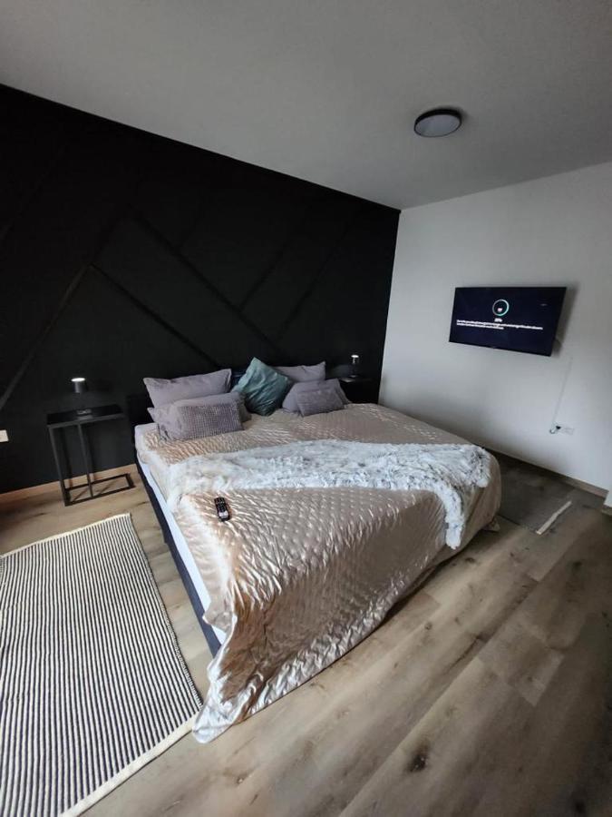 Alte Schreinerei Apartment บีเลอเฟล์ด ภายนอก รูปภาพ